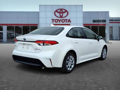 Certified 2024 Toyota Corolla LE image 5