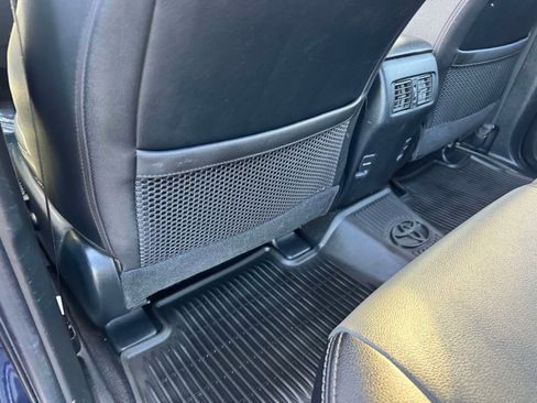 Used 2019 Toyota 4Runner SR5 Premium image 19