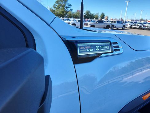 New 2026 GMC Sierra 2500 Pro image 7