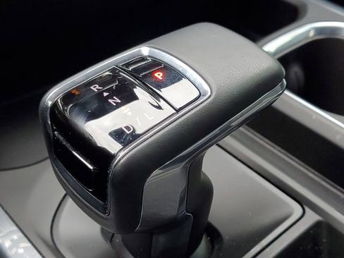 Used 2024 Chevrolet Silverado 1500 LT Trail Boss w/ LT Trail Boss Premium Package AWD/4WD image 25