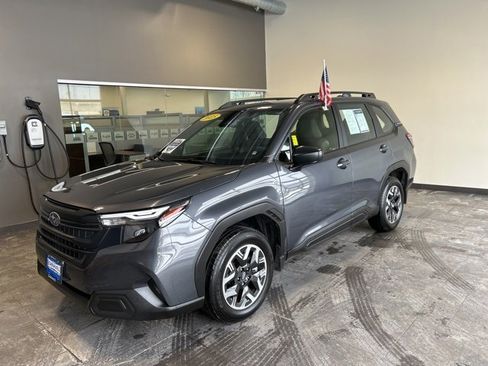 Used 2025 Subaru Forester image 32
