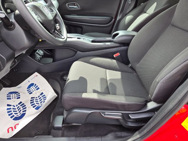 Used 2018 Honda HR-V LX image 15