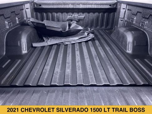 Used 2021 Chevrolet Silverado 1500 LT Trail Boss w/ Convenience Package II AWD/4WD image 14