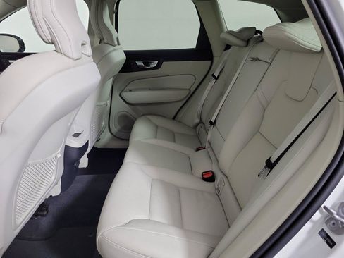 Used 2024 Volvo XC60 B5 Plus w/ Protection Package AWD/4WD image 11