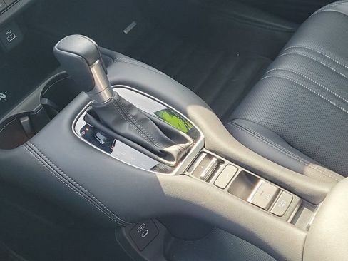 Certified 2024 Honda HR-V EX-L image 26