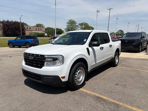 Used 2022 Ford Maverick XL FWD image 3