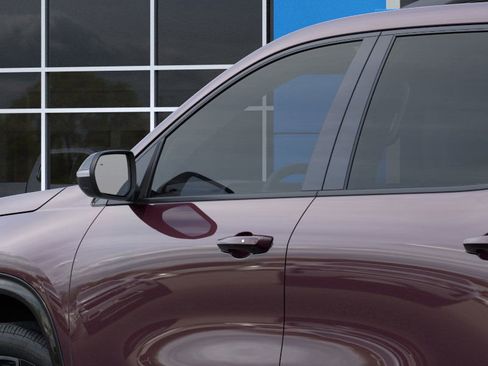 New 2026 Chevrolet Traverse RS image 12