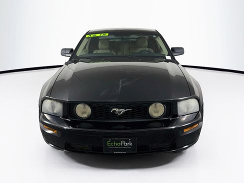 Used 2006 Ford Mustang GT Premium RWD image 2
