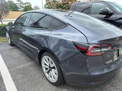Used 2022 Tesla Model 3 Long Range AWD/4WD image 4