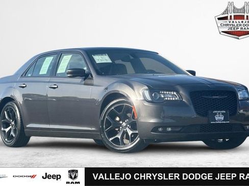 Used 2023 Chrysler 300 S image 1