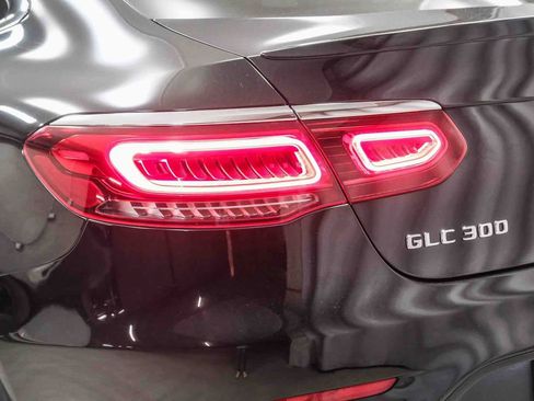 Certified 2022 Mercedes-Benz GLC 300 4MATIC Coupe image 7