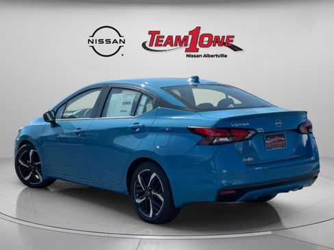 New 2025 Nissan Versa SR w/ Trunk Package image 4