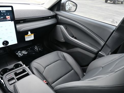 New 2026 Ford Mustang Mach-E Premium w/ Technology Package RWD image 28