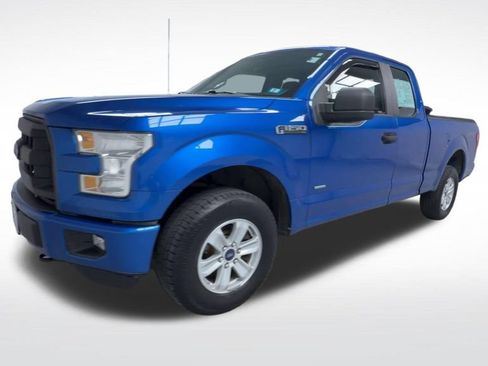 Used 2015 Ford F150 XL w/ Equipment Group 101A Mid AWD/4WD image 4