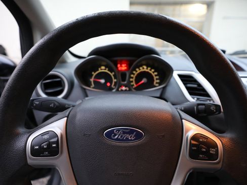 Used 2011 Ford Fiesta SE w/ 203A Rapid Spec Order Code image 20