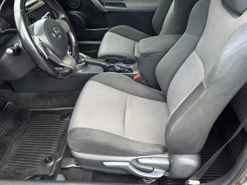 Used 2016 Scion tC FWD image 15