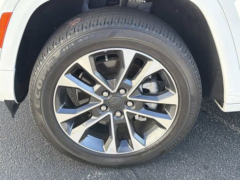 Used 2021 Jeep Grand Cherokee L Overland w/ Luxury Tech Group IV image 37