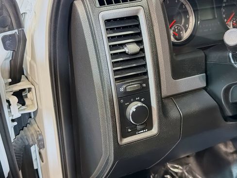 Used 2019 RAM 1500 Tradesman AWD/4WD image 12