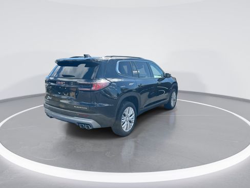 Used 2026 GMC Acadia Elevation w/ Elevation Premium Package FWD image 9