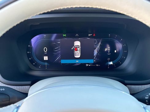 Certified 2024 Volvo S90 B6 Ultimate w/ Protection Package Premier image 28