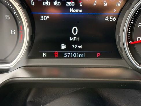 Used 2021 Chevrolet Suburban Z71 w/ Z71 Off-Road Package image 4