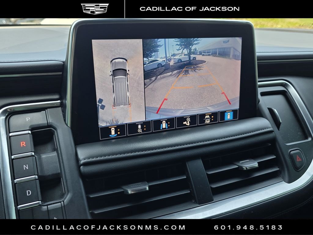Used 2021 Chevrolet Tahoe Z71 w/ Luxury Package AWD/4WD image 13