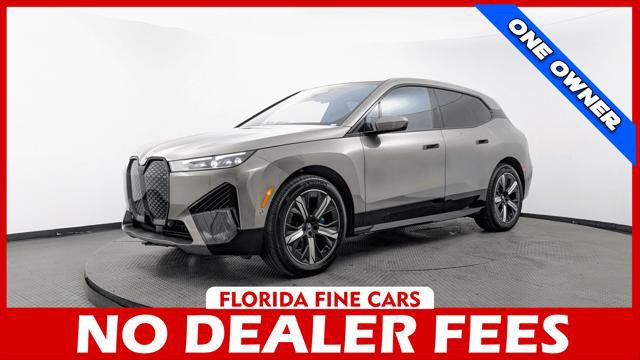 Used 2023 BMW iX xDrive50 w/ Sport Package AWD/4WD image 1