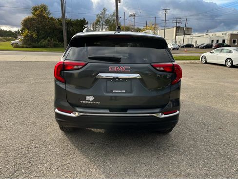 Used 2020 GMC Terrain SLT AWD/4WD image 4