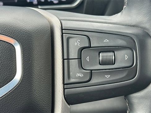 Used 2025 GMC Sierra 3500 Denali image 39