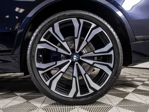 Used 2026 BMW X7 M60i w/ Climate Comfort Package AWD/4WD image 11