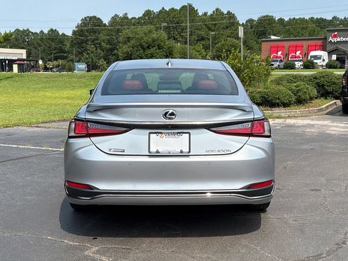 Used 2022 Lexus ES 300h F Sport w/ Accessory Package FWD image 30