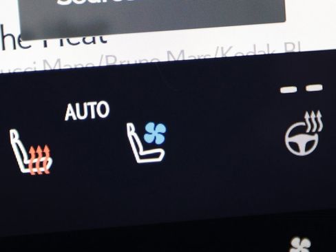 Used 2025 Lexus GX 550 image 30