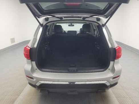 Used 2018 Nissan Pathfinder SL image 29
