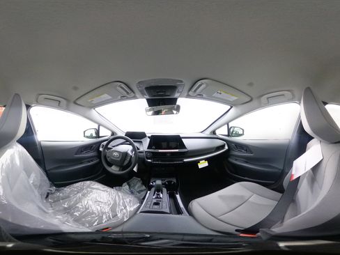 New 2026 Toyota Prius LE image 33