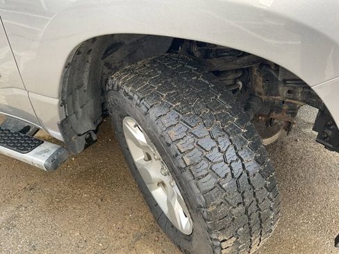 Used 2021 RAM 1500 Big Horn image 32