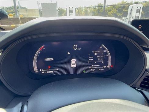 Used 2025 Acura TLX w/ A-SPEC Package AWD/4WD image 5