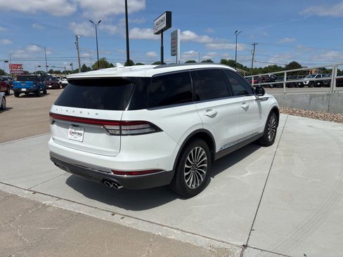 Used 2020 Lincoln Aviator Reserve w/ Equipment Group 201A AWD/4WD image 8