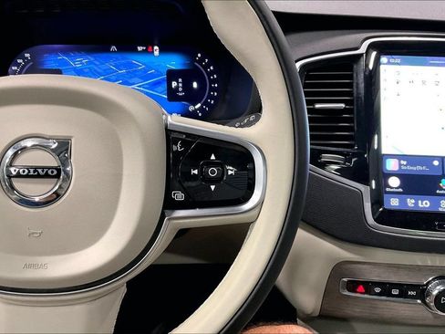 Certified 2024 Volvo XC90 B6 Plus w/ Protection Package Premier AWD/4WD image 12