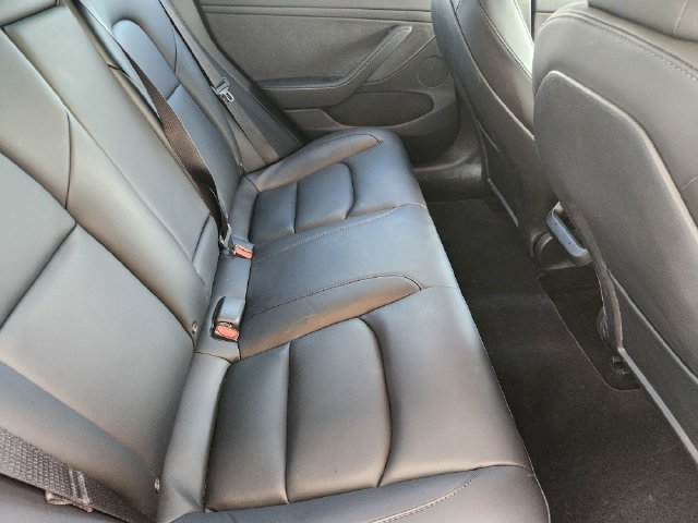 Used 2022 Tesla Model 3 Long Range AWD/4WD image 29