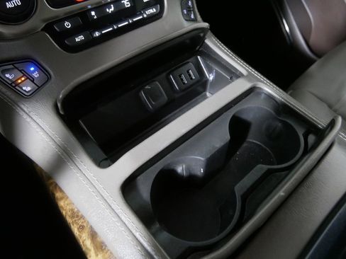 Used 2016 GMC Yukon Denali w/ Open Road Package image 30