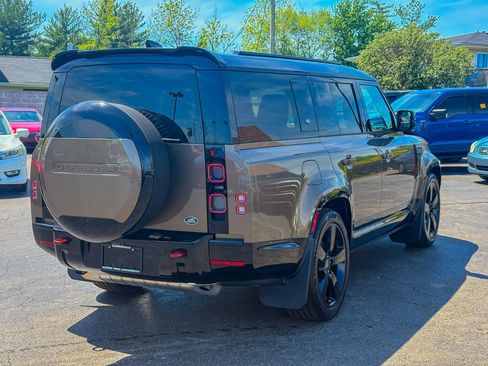 Used 2023 Land Rover Defender 130 X image 14