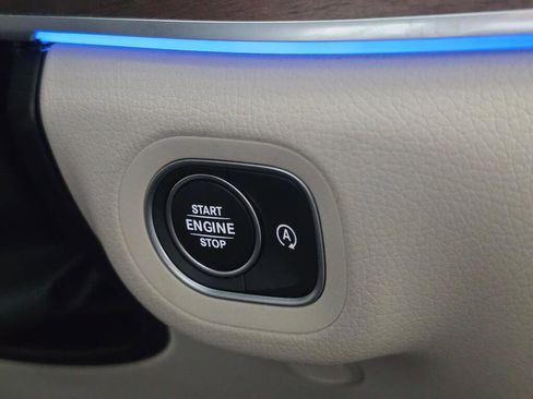 Certified 2025 Mercedes-Benz GLE 350 4MATIC image 45