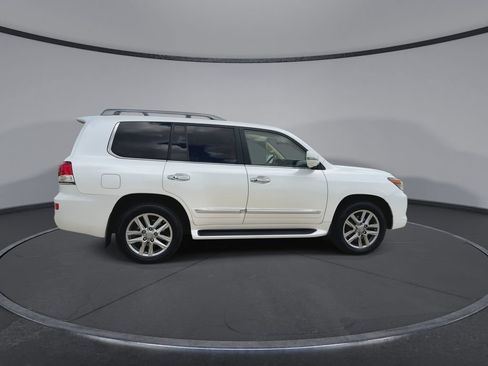 Used 2015 Lexus LX 570 4WD image 9