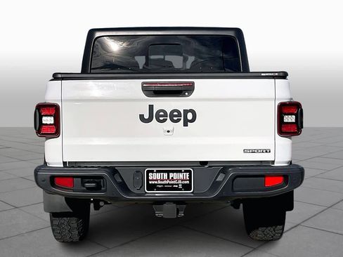 Used 2020 Jeep Gladiator Sport w/ Quick Order Package 24S image 5