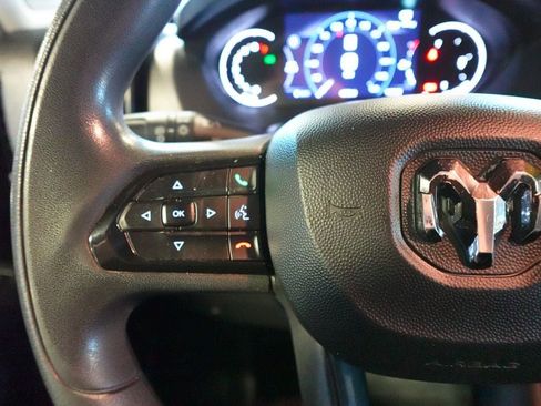 Used 2023 RAM ProMaster 2500 w/ Premium Convenience Group (B) FWD image 10