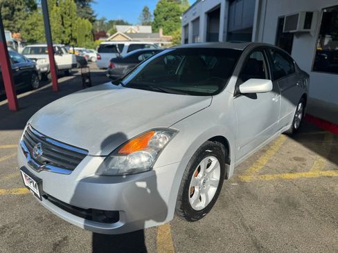 Used 2008 Nissan Altima 2.5 S w/ Convenience Plus Pkg image 3