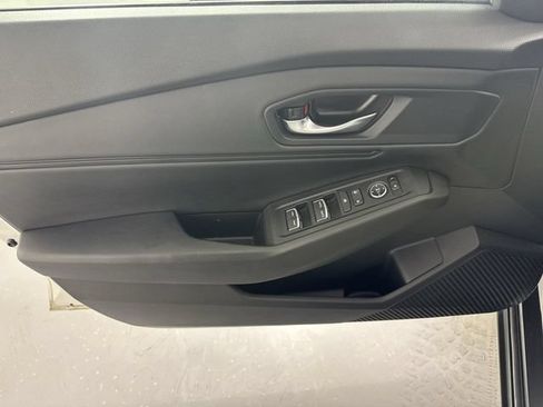 Used 2025 Honda Accord SE image 22