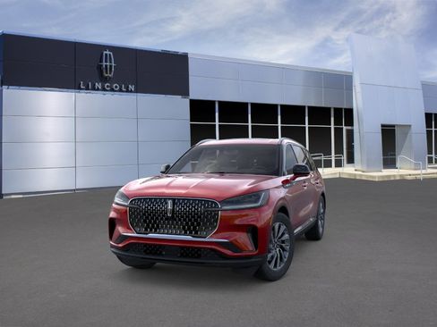 New 2026 Lincoln Aviator 2WD image 2