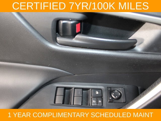 Used 2024 Toyota RAV4 LE AWD/4WD image 16