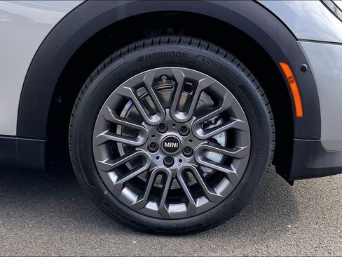 New 2026 MINI Cooper 4-Door Hardtop image 12